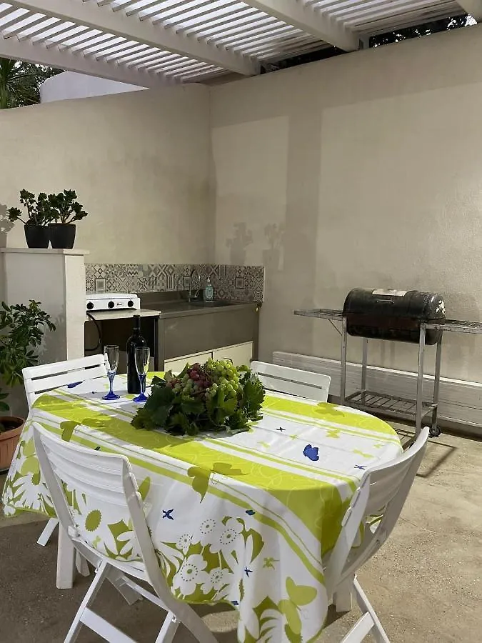 Casa vacanze tra la campagna e il mare Villa Marsala